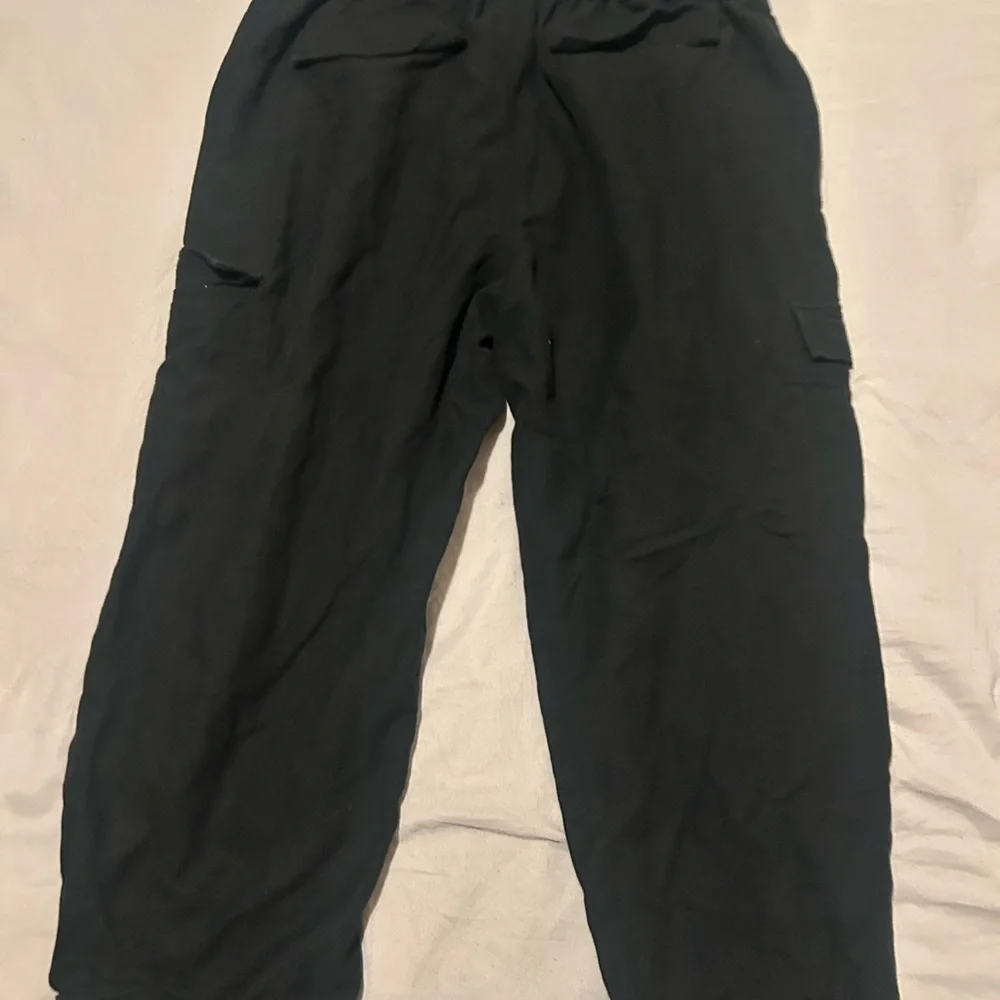 Banana Republic BLACk COLOR Cargo Joggers